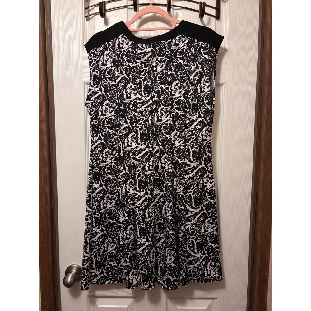 Kim Rogers Petite Black White Floral Paisley Sleeveless A-Line Dress PM - Picture 4 of 5